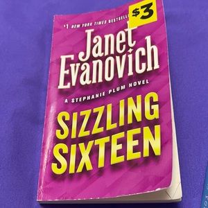 2/$10 Two great paperback novels 📚